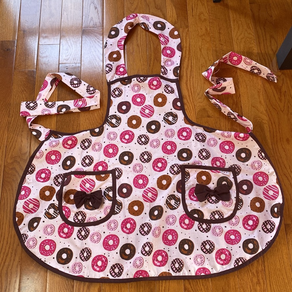 NWOT Donut Apron 🍩